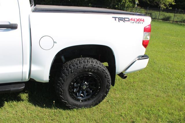 Used 2021 Toyota Tundra SR5 w/ TRD Sport Package AWD/4WD image 10