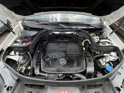 Used 2013 Mercedes-Benz GLK 350 4MATIC image 26