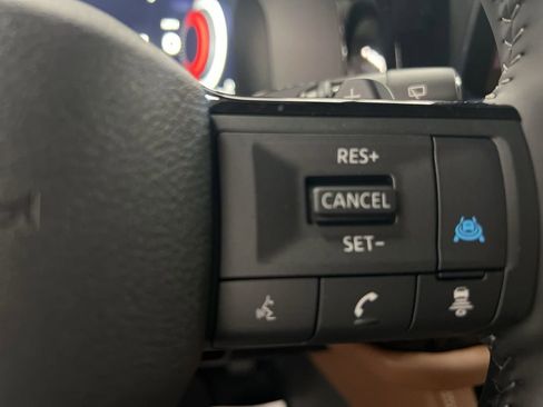 New 2026 Nissan Pathfinder Platinum image 52