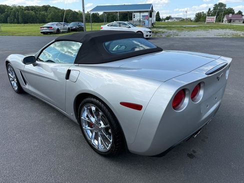Used 2006 Chevrolet Corvette Convertible w/ Preferred Equipment Group RWD image 6