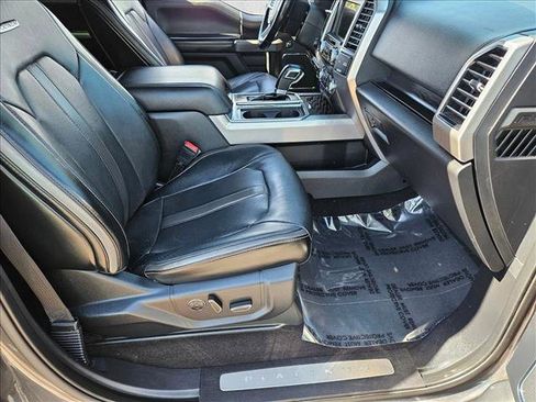 Used 2019 Ford F150 Platinum image 19