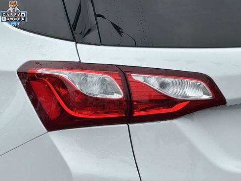 Used 2021 Chevrolet Equinox LT AWD/4WD image 9