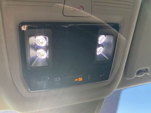 New 2026 Volkswagen Atlas SE image 27