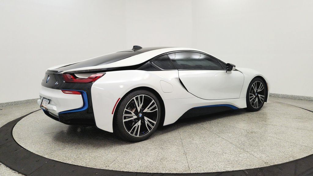 Used 2015 BMW i8 AWD/4WD image 5
