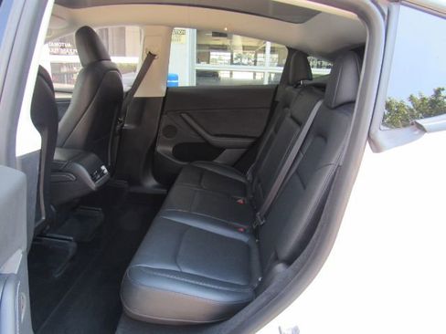 Used 2023 Tesla Model Y Long Range image 17