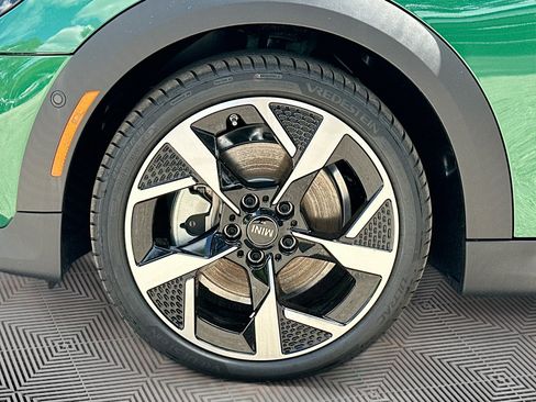 New 2026 MINI Cooper S image 25