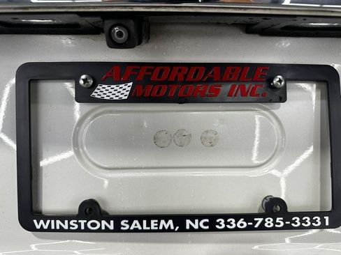 Used 2017 Honda Pilot Touring image 40