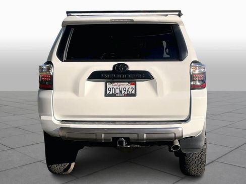 Used 2023 Toyota 4Runner TRD Off-Road image 5