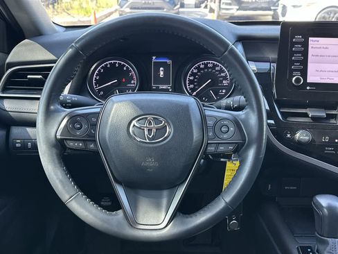 Used 2023 Toyota Camry SE FWD image 21