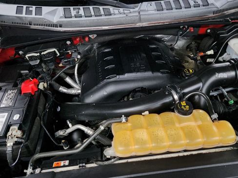 Used 2016 Ford F150 XLT image 31