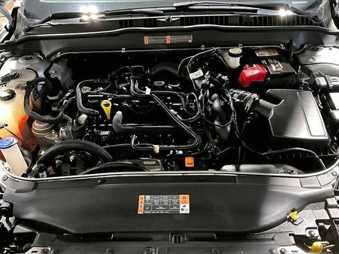 Used 2020 Ford Fusion SE w/ Equipment Group 151A image 27