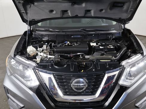 Used 2019 Nissan Rogue S AWD/4WD image 16