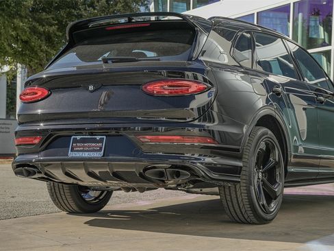 New 2025 Bentley Bentayga image 16