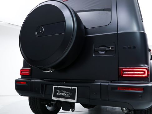 Used 2025 Mercedes-Benz G 63 AMG 4MATIC image 14