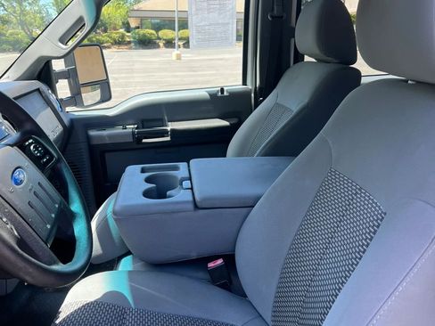 Used 2011 Ford F250 XLT w/ XLT Interior Pkg AWD/4WD image 19