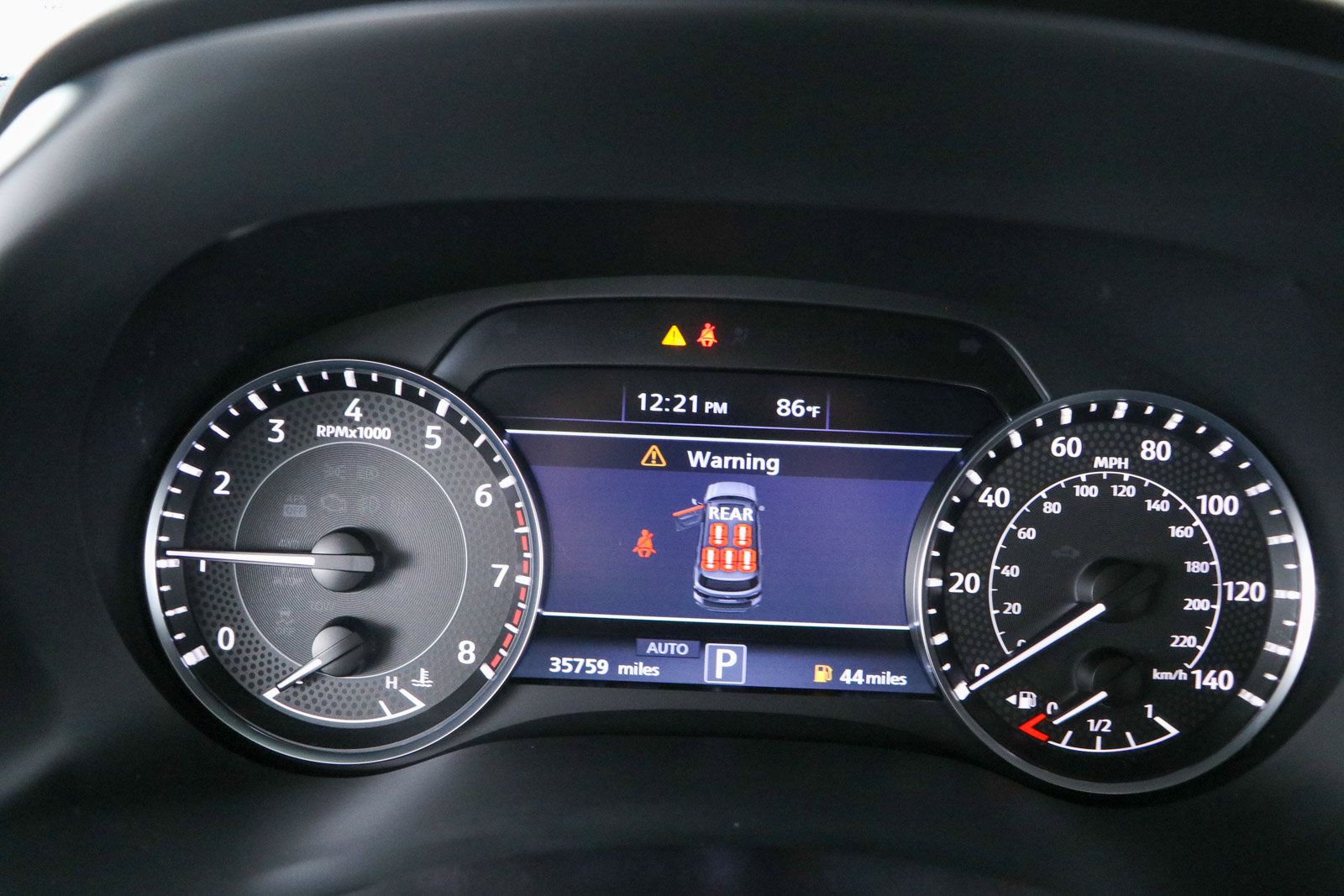 Used 2023 Nissan Armada SL w/ Midnight Edition Package AWD/4WD image 16