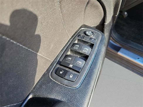 Used 2023 Dodge Charger SXT image 13