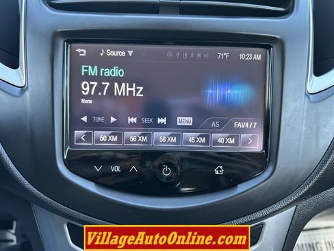 Used 2015 Chevrolet Trax LT w/ LT Plus Package AWD/4WD image 17