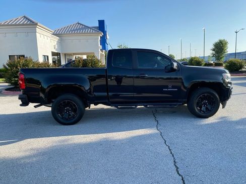 Used 2022 Chevrolet Colorado LT w/ Fleet Safety Package RWD image 8