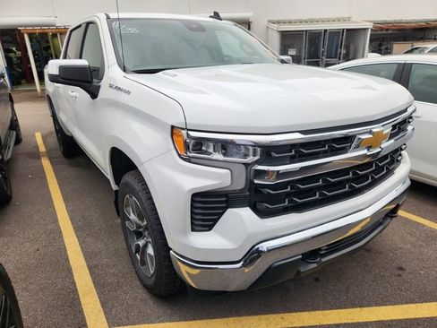 Used 2025 Chevrolet Silverado 1500 LT AWD/4WD image 1