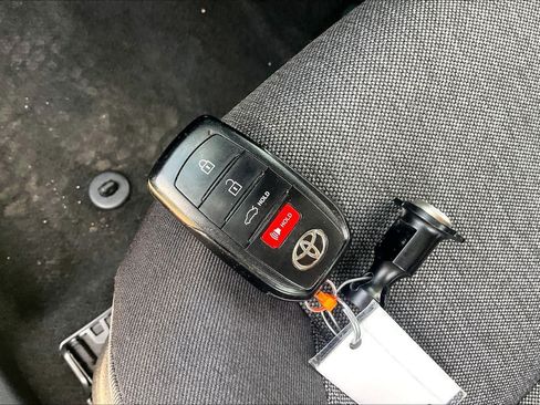 Used 2025 Toyota Camry LE FWD image 14