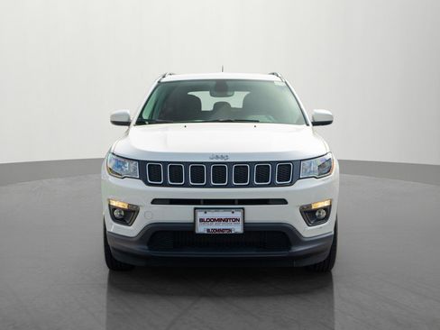 Used 2019 Jeep Compass Latitude w/ Popular Equipment Group AWD/4WD image 2