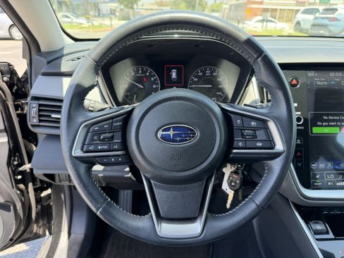Used 2024 Subaru Outback Premium AWD/4WD image 12
