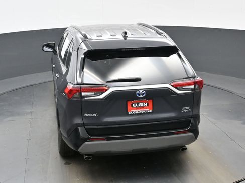 Used 2022 Toyota RAV4 XSE image 40