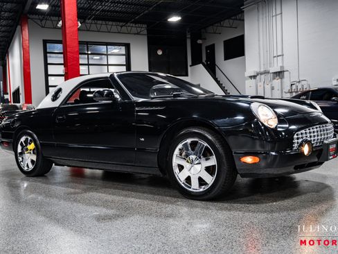 Used 2003 Ford Thunderbird Deluxe image 7