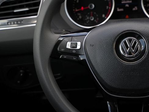 Used 2021 Volkswagen Tiguan S FWD image 10