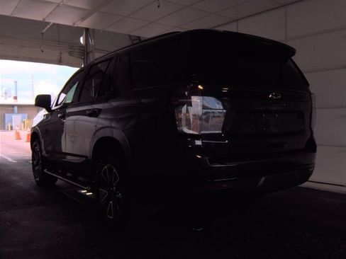 Used 2024 Chevrolet Tahoe Z71 w/ Z71 Off-Road Package AWD/4WD image 2