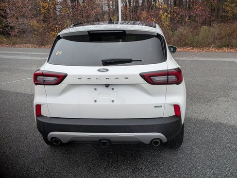 Certified 2024 Ford Escape PHEV w/ PHEV Premium Package image 5