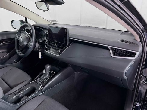 Used 2023 Toyota Corolla LE image 27