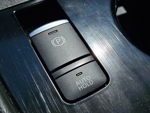 Used 2023 Nissan Rogue SV AWD/4WD image 27