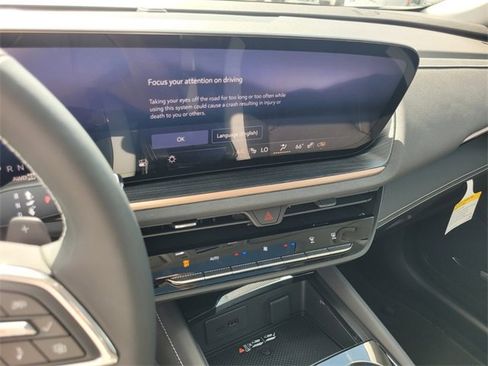 New 2025 Buick Envision Sport Touring image 25