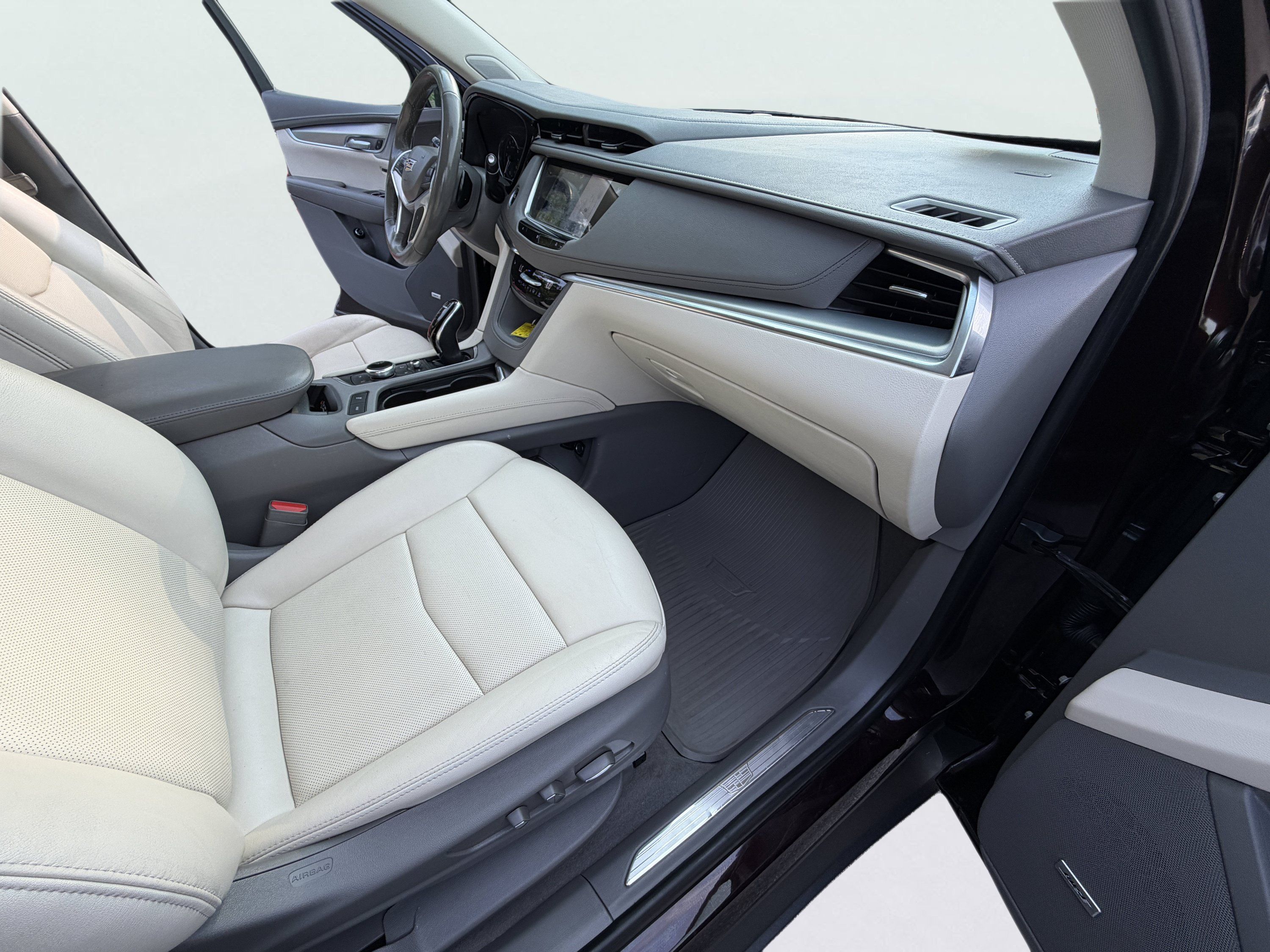Used 2021 Cadillac XT5 Premium Luxury AWD/4WD image 25