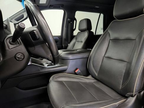 Used 2021 GMC Yukon SLT w/ SLT Premium Package RWD image 18