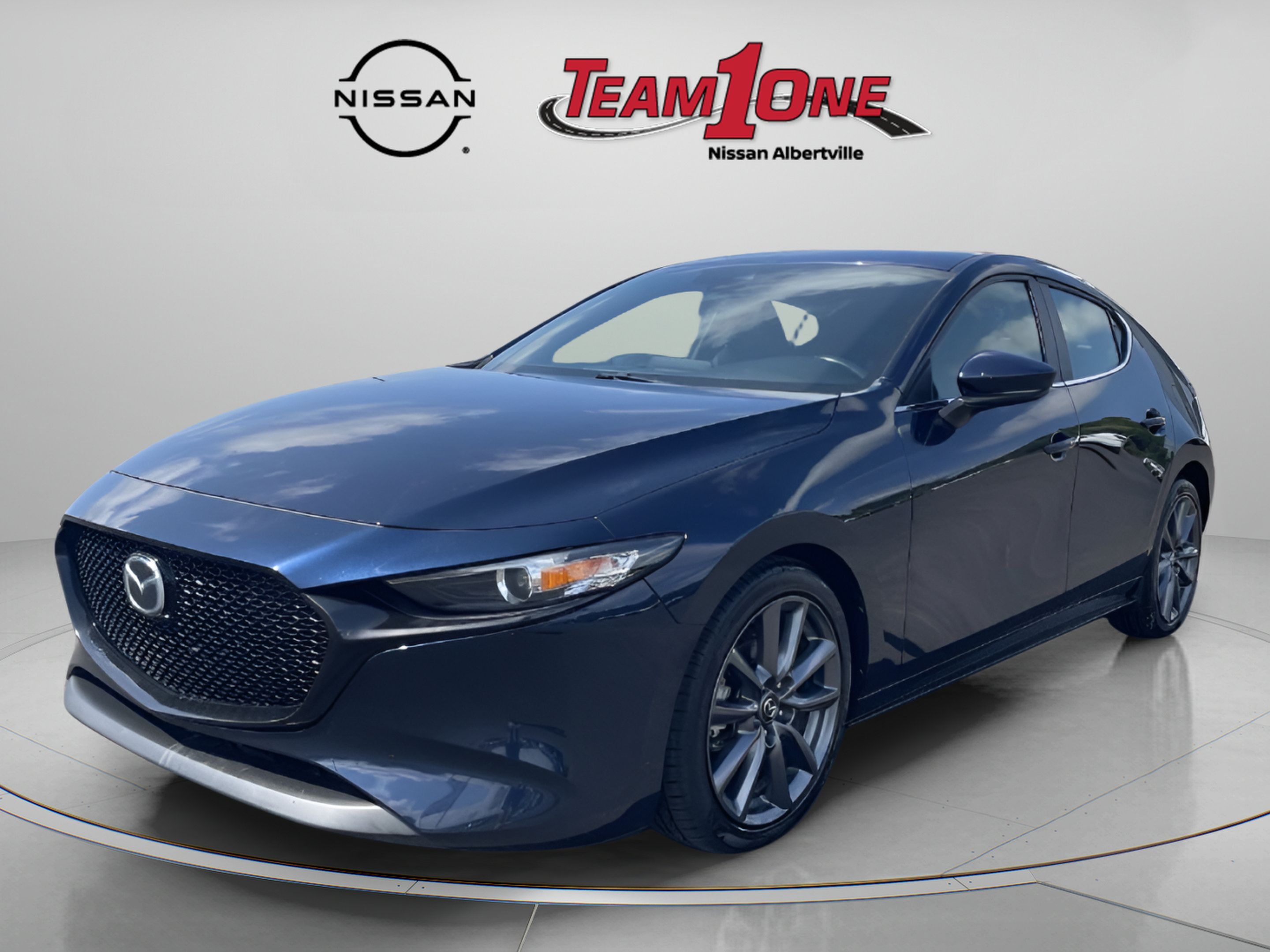 Used 2021 MAZDA MAZDA3 s FWD image 4