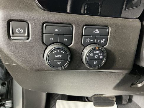 Used 2023 Chevrolet Silverado 1500 RST AWD/4WD image 17