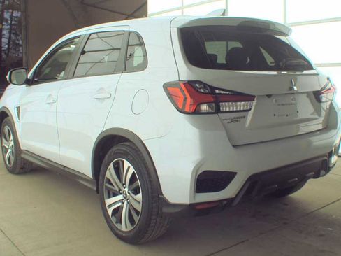 Used 2024 Mitsubishi Outlander Sport SE image 6