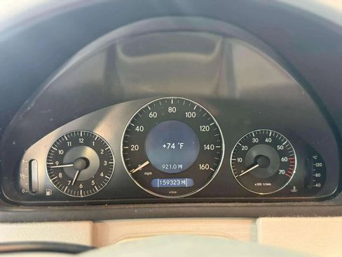 Used 2005 Mercedes-Benz CLK 320 Coupe image 14