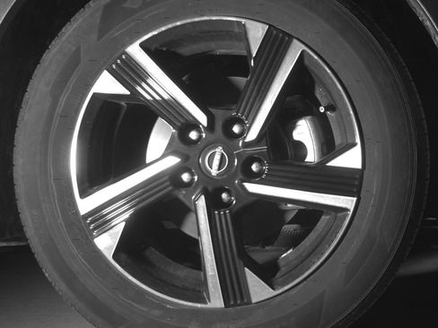 Used 2025 Nissan Sentra SV image 13