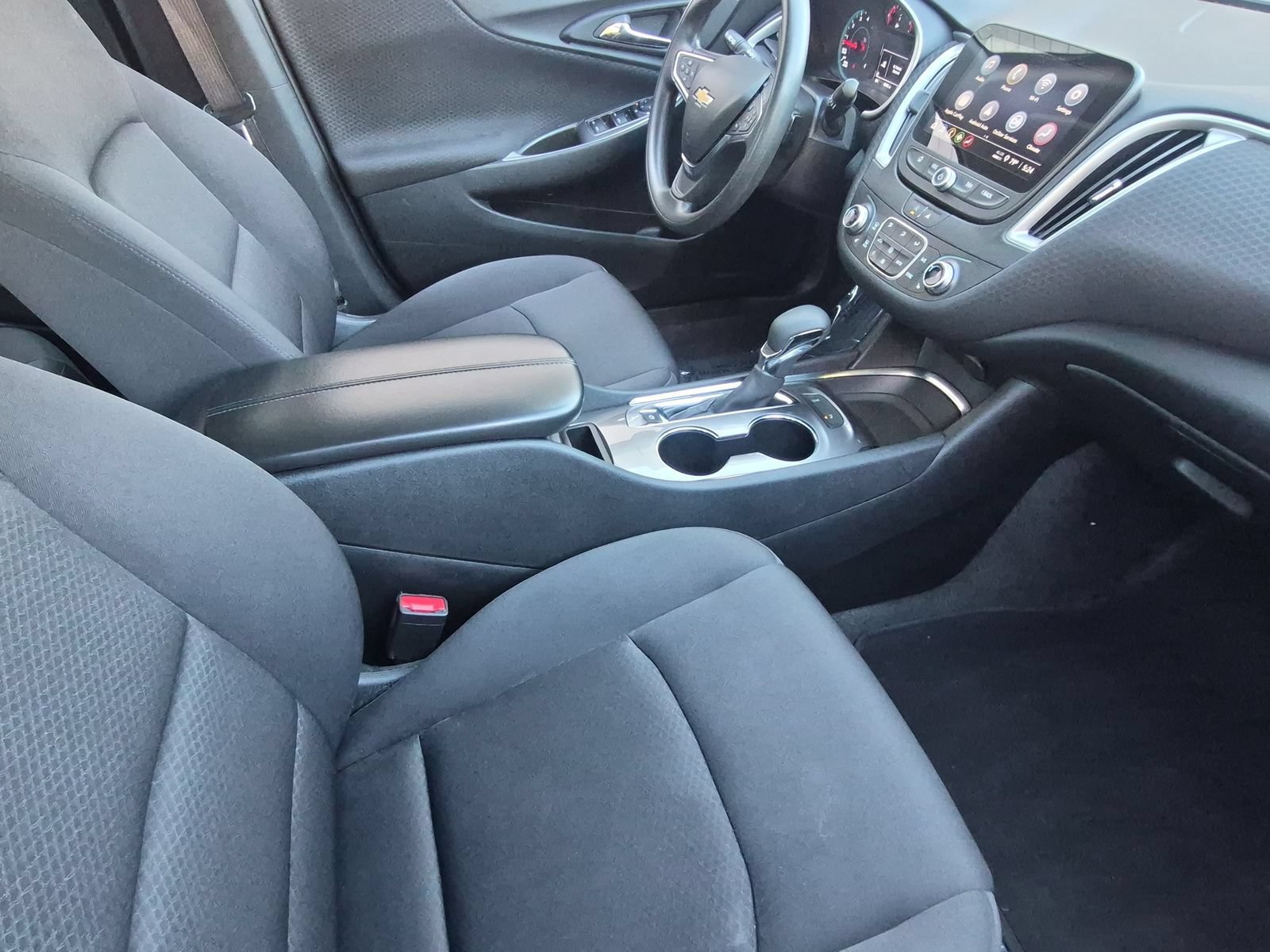 Used 2025 Chevrolet Malibu LT FWD image 21