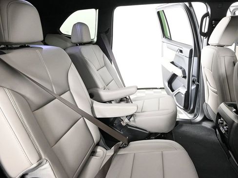 New 2026 GMC Acadia Elevation w/ Elevation Premium Package image 22