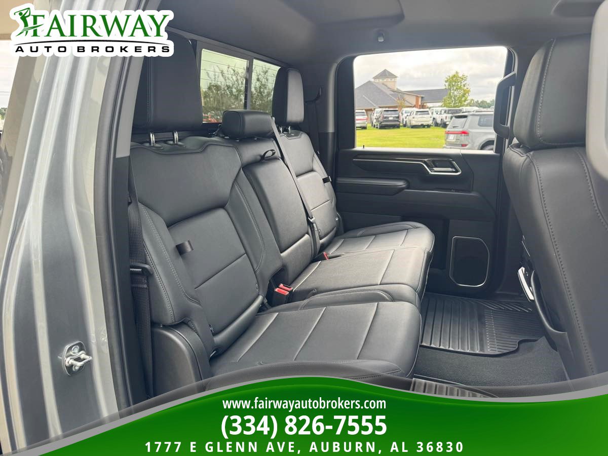 Used 2025 Chevrolet Silverado 2500 LT w/ Trail Boss Package AWD/4WD image 13