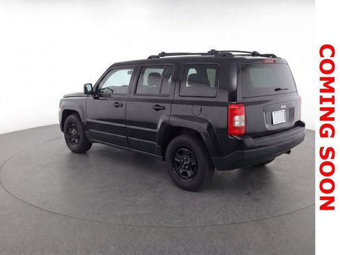 Used 2010 Jeep Patriot Sport FWD image 4