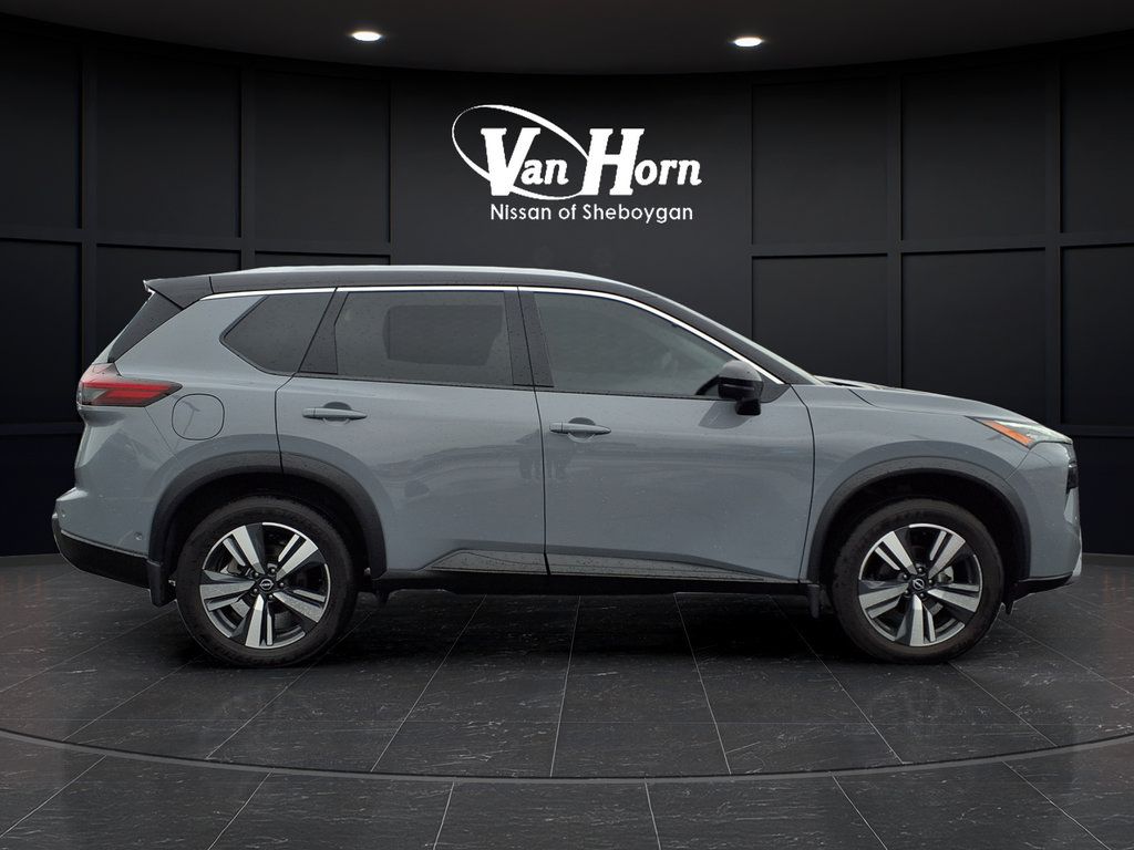 Used 2025 Nissan Rogue SL w/ SL Premium Package AWD/4WD image 13