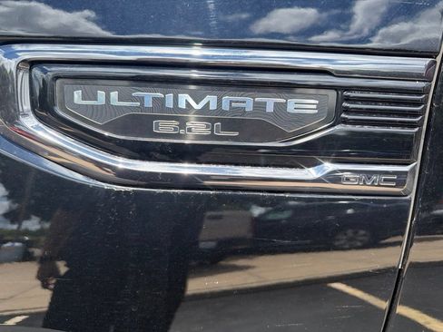 Used 2023 GMC Sierra 1500 Denali Ultimate AWD/4WD image 3