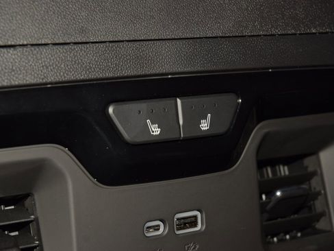 New 2026 Chevrolet Silverado 1500 ZR2 image 48