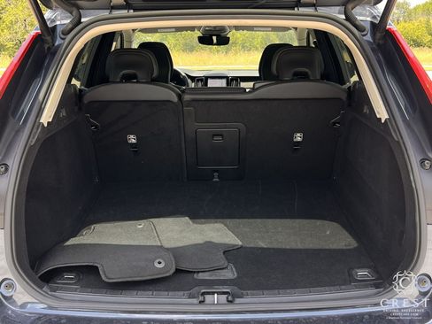 Used 2025 Volvo XC60 B5 Core AWD/4WD image 29